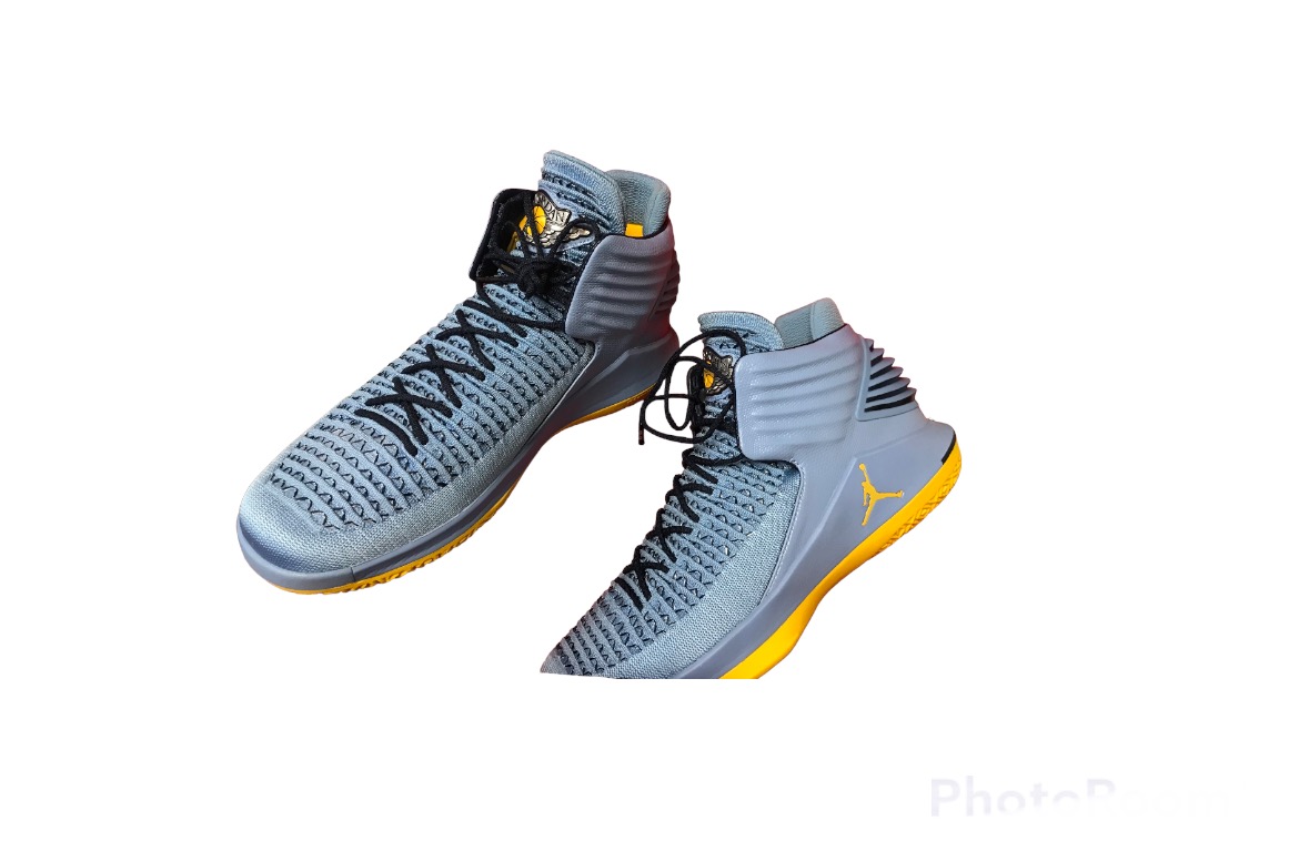 Nike Air 32 Memphis Grizzlies Shoes | 2022 ...