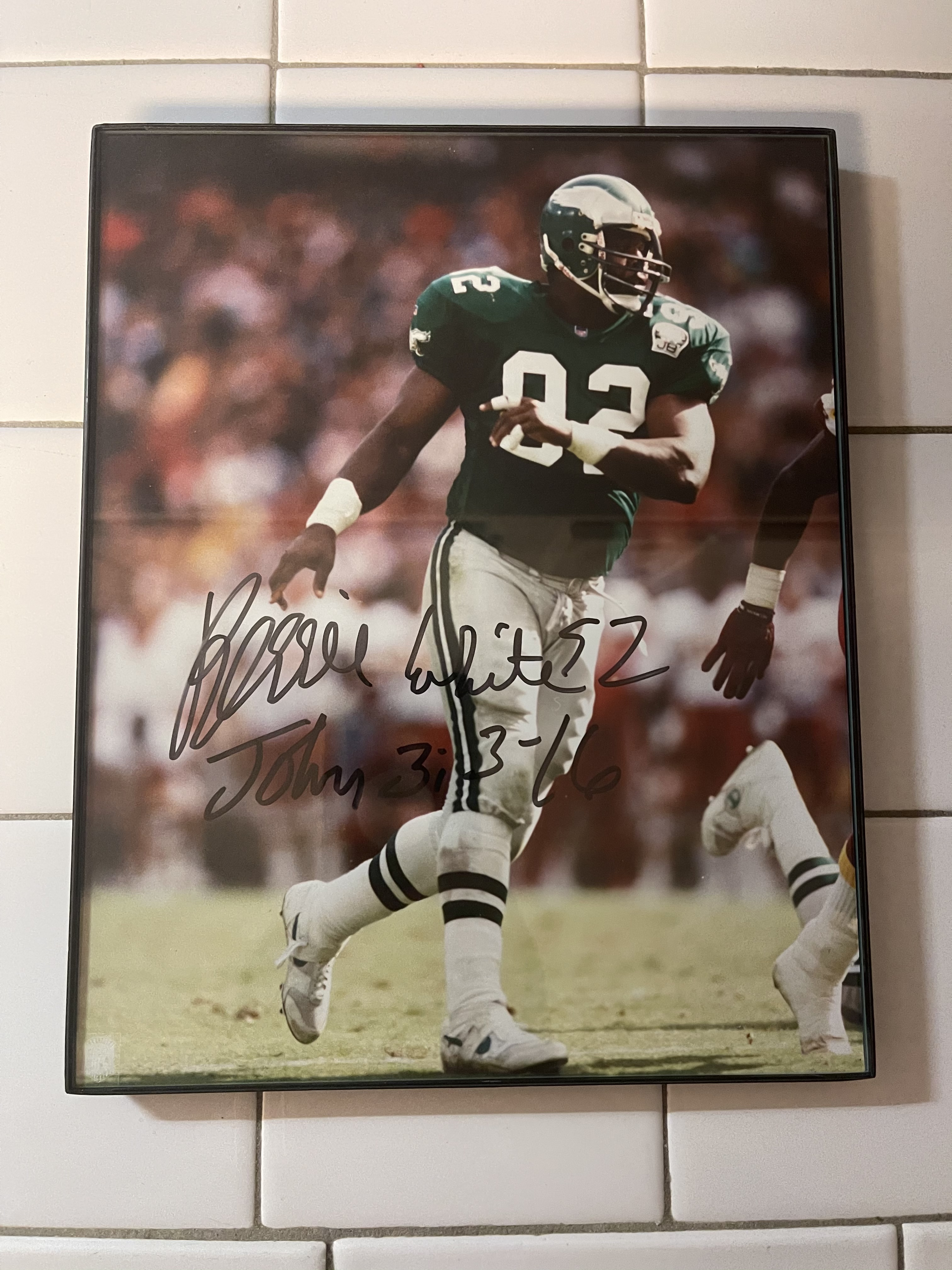 Reggie White Autographed Photo, a97spring