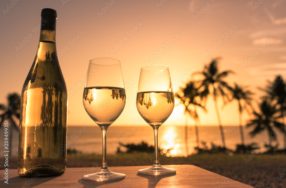 Beach Wine Glasses Set of 4 