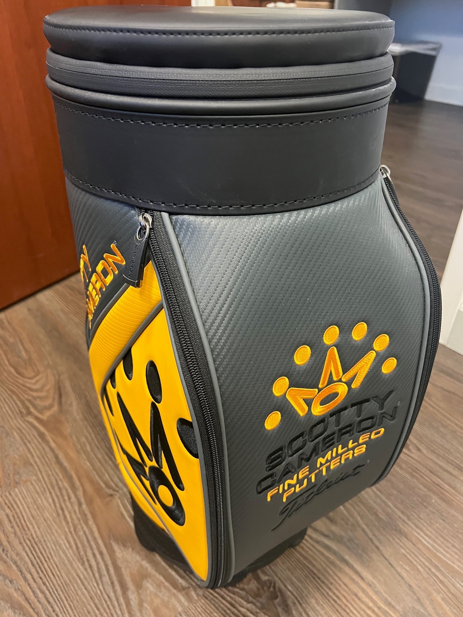 Titleist Scotty Cameron 2020 Club Cameron Den Caddy / Cooler